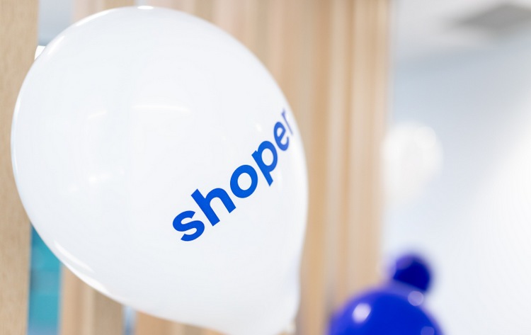 Shoper po II kwartale 2025: cicha siła usług premium